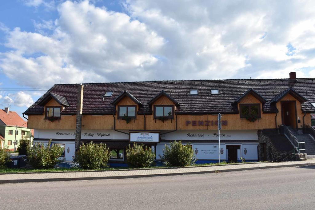 Penzion U Holuba Hradčovice Εξωτερικό φωτογραφία