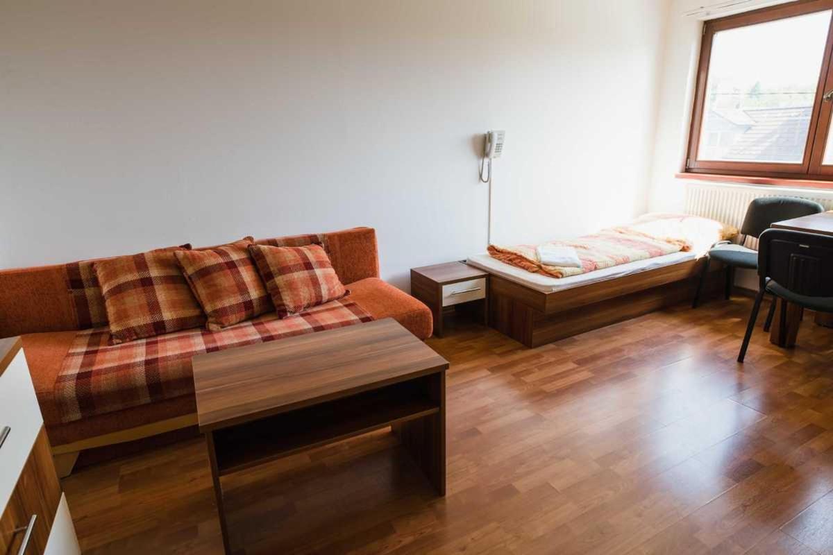 Penzion U Holuba Hradčovice Εξωτερικό φωτογραφία